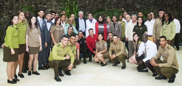 Los jóvenes cubanos representan una suma de voluntades, de compromiso; una generación que asume la continuidad de la Revolución como su principal aliento. foto: endrys correa vaillant