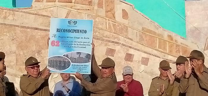 La región militar de Ciego de Ávila recibe el reconocimiento del alto mando del Ejército Central