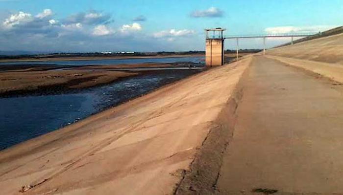 El caudal de Cauto del Paso (una de las mayores presas del país con una capacidad de almacenamiento de unos 330 millones de metros cúbicos (m3) de agua, se encuentra al 35 % de llenado.