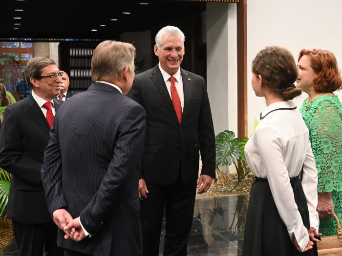 Recibió Díaz-Canel las Cartas Credenciales de nuevos embajadores