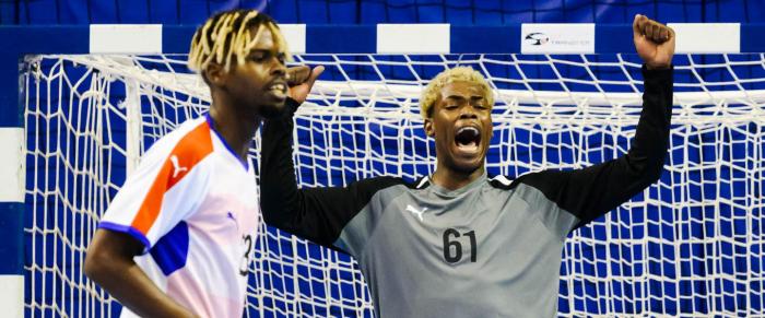 Los cubanos van, contra Guatemala este miércoles, por su avance a semifinales. 