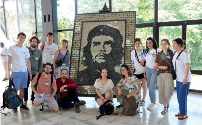 Cuba cuenta con sus fuerzas internas y con la solidaridad internacional para superar el bloqueo.