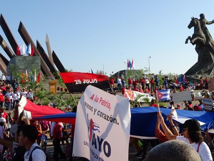 Santiago, heroica siempre, reafirmó su amor por Cuba. foto: Eduardo Palomares Calderón