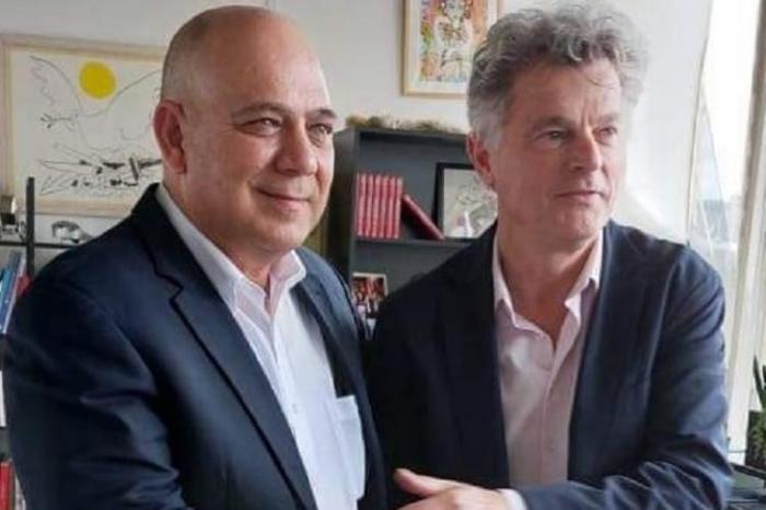 Roberto Morales Ojeda visita Francia