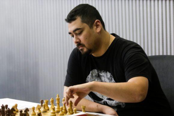 Alexandr Fier se ha afianzado en la cima del LVI Torneo Internacional Capablanca in Memóriam,