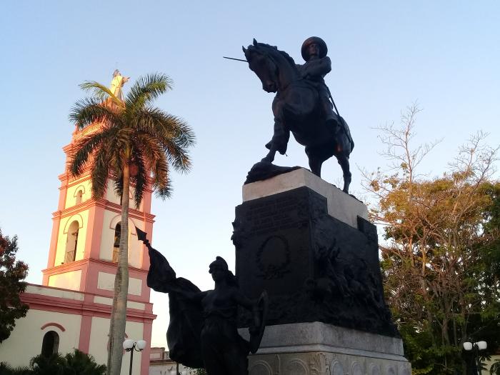 Agramonte no se ha ido, como no se han ido ninguno de los hijos insignes de la Patria.