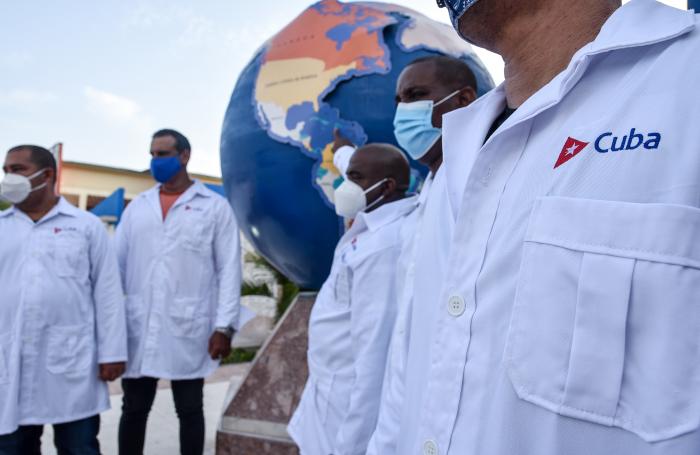 Las brigadas médicas cubanas prestaron servicios durante los años más difíciles de la pandemia en más de 40 países