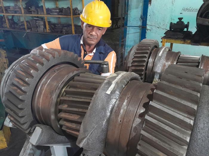 En el buen hábito de conservar partes y agregados también están las razones por las que solucionan problemas técnicos. foto del autor