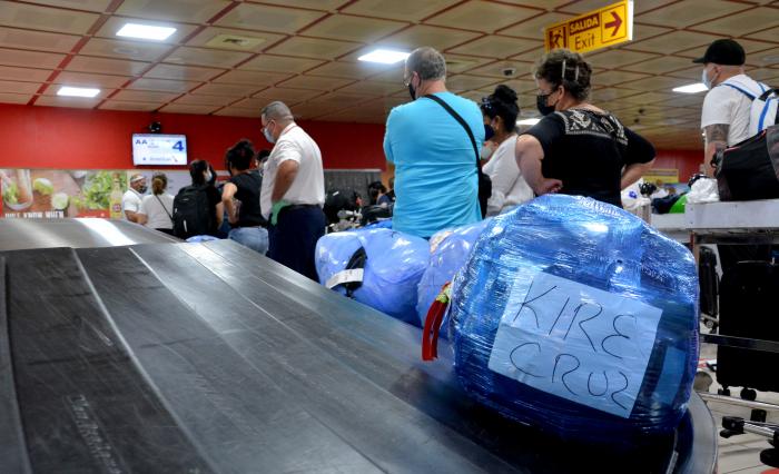 Nuevas regulaciones aduanales se ponen en marcha con las nuevas medidas de flexibilización de entrada libre de alimentos, aseo y medicinas.