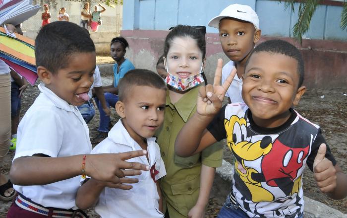 f0371629 Cuba cuenta con la Política de Atención Integral a la Niñez, Adolescencia y Juventudes