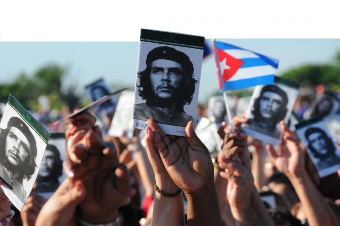 El Comandante Guerrillero Ernesto Che Guevara está en el corazón de millones de cubanos y en el de otros pueblos del mundo. FOTO: JUVENAL BALÁN
