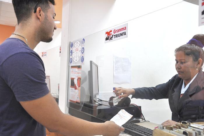  Se debe lograr una mayor habilitación y uso del pago electrónico. Foto: Mailenys Oliva Ferrales 