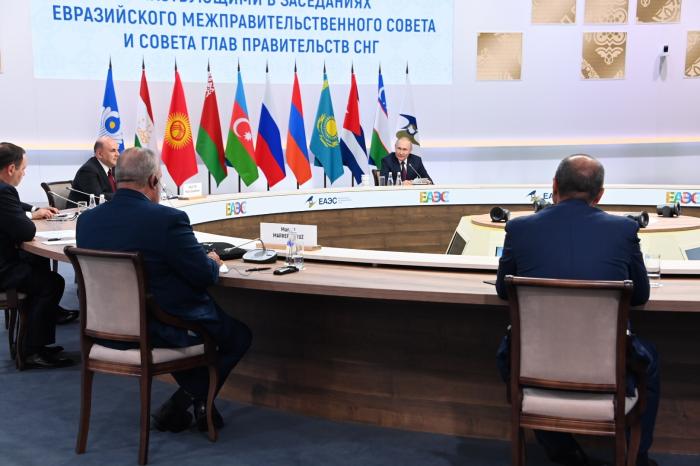 El presidente Putin destacó la importancia de la Unión y las potencialidades de los países miembros y observadores. FOTOS: ESTUDIOS REVOLUCIÓN
