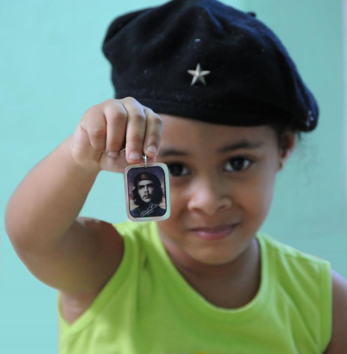 Los niños tienen como paradigma al Che