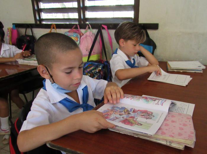 EDUCACIÓN
