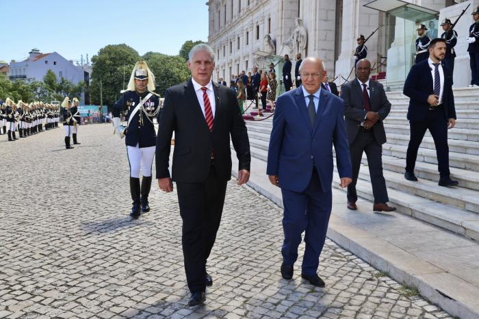Diaz Canel en Portugal
