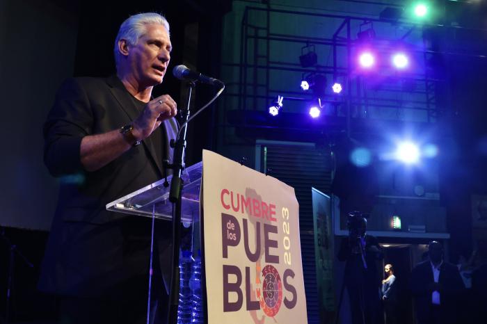 El Presidente cubano rechazó «las agresiones imperiales contra los procesos progresistas y de izquierda de América Latina y el Caribe». Fotos: Estudios Revolución