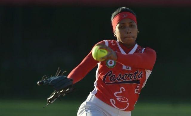 La lanzadora Yilian Tornés controló a sus rivales.