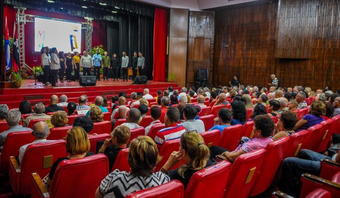 Acto por el 26 de Julio de la sede del CCPCC en la Escuela Superipor del PCC Ñico López,