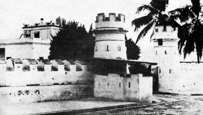 El Cuartel Carlos Manuel de Céspedes, hasta el triunfo de la Revolución, fue un sitio de terror, resultaron torturados y asesinados otros revolucionarios. 