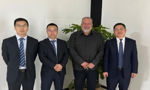 Primer ministro de Cuba recibió a vicepresidente de Yutong