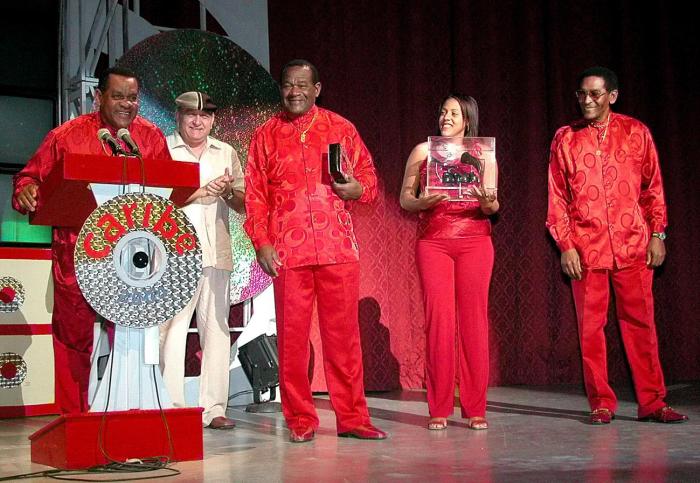 Cubadisco 2004 Entrega de los premios en el Teatro Carlos Marx 23-05-04 (Foto José M. Correa ) CC DISCO 
Los papines
Musi1293