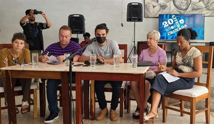 Cruzada Literaria