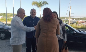 Dirigentes partidistas de Cuba y Venezuela visitaron la ZED Mariel