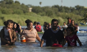 Migrantes centroamericanos en su paso para Estados Unidos