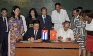 Cuba y Vietnam