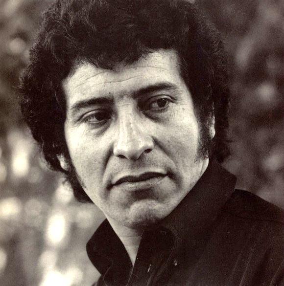 El cantautor chileno Víctor Jara. foto: Archivo de Granma