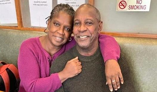 Gail Walker y su hermano Richard Manson Walker