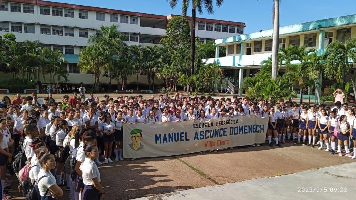 Jóvenes villaclareños asumen como maestros ante el déficit de docentes