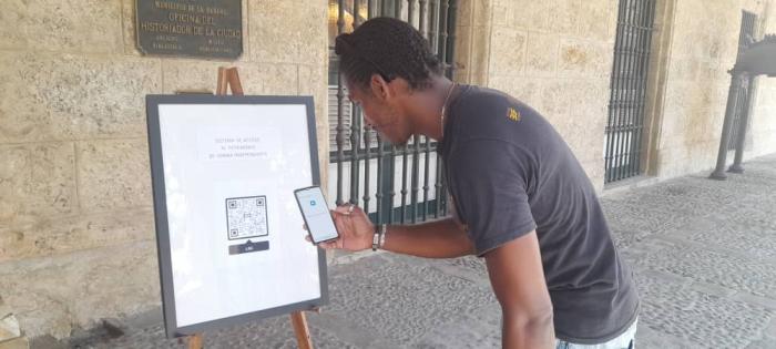 Las tecnologías en función de la comunidad sorda cubana y La Habana patrimonial