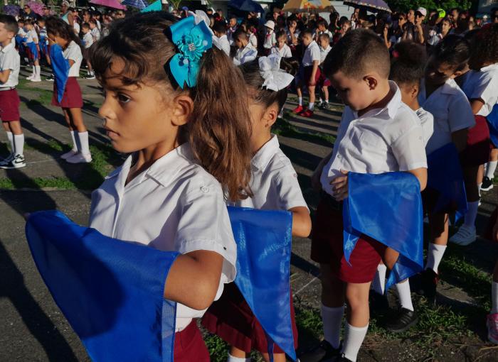 Ingreso en Holguín a la Organización de Pioneros