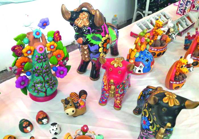 Trabajo artesanal, uno de los pilares de la construcción de la identidad mexicana. foto del autor