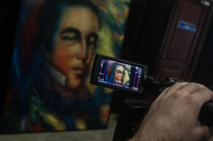 Develacion del cuadro de Jose Maria Heredia del artista cubano Mario Gallardo
