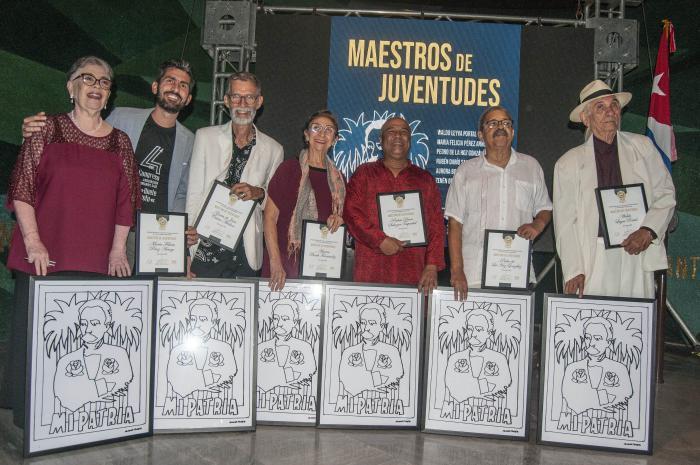Maestro de juventudes