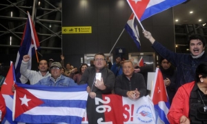 Bienvenida a Santiago e Chile por grupos de solidaridad con Cuba en los XIX Juegos Panamericanos 