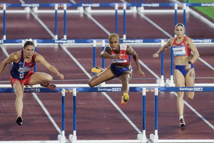 Greisy Robles en 100m con vallas en los XIX Juegos Panamericanos Santiago de Chile 2023
