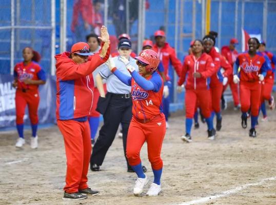 Cuba se colocó en la élite mundial del softbol femenino. foto: jit