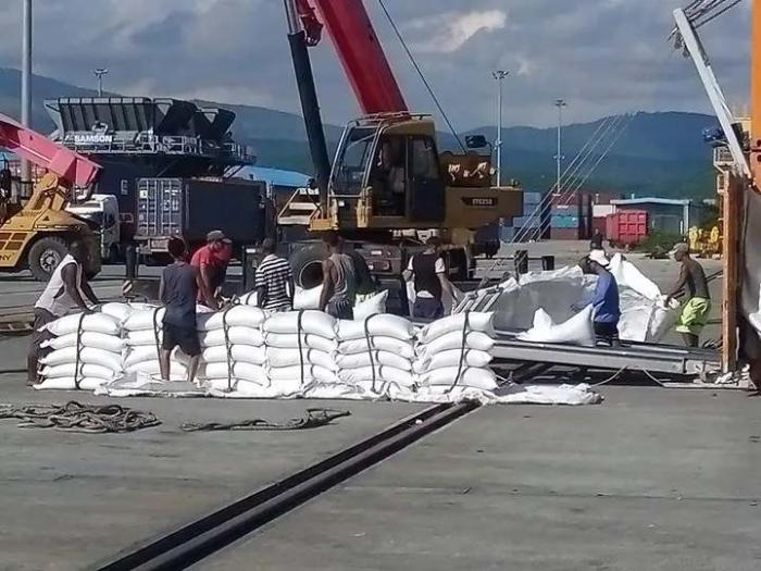 Para la distribución, tanto la técnica como el combustible están garantizados.