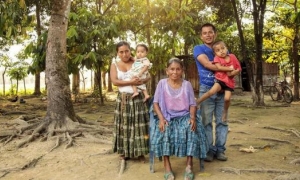 Familia de una zona rural de Guatemala