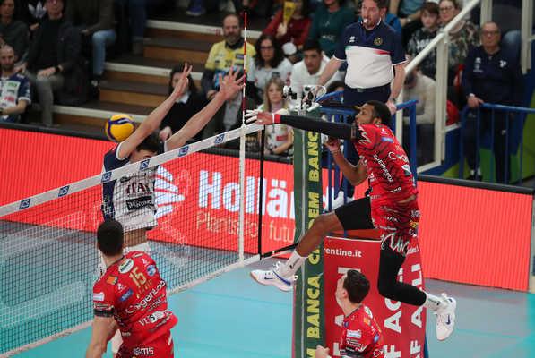 3-Liga-ITA-Jesús-Herrera-Perugia-ATA