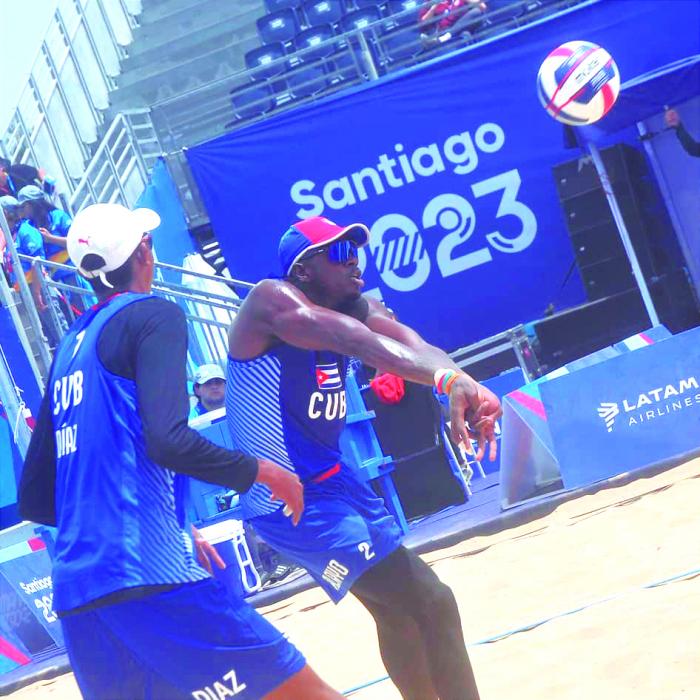 Noslen Díaz y Jorge Luis Alayo cumplieron su objetivo de mantener el primer lugar del torneo de la misma categoría, efectuado en junio en Punta Cana. 