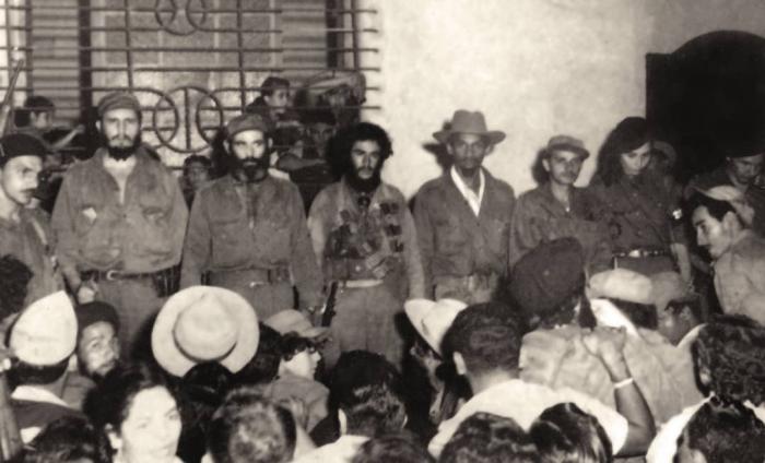 Al velorio de Ignacio y del resto de los combatientes se personaron, y rindieron honores militares, el Comandante en Jefe Fidel Castro y el comandante Raúl Castro