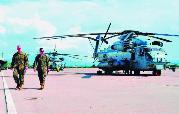Con el pretexto de frenar el narcotráfico, Estados Unidos controla la base de Palmerola, en Honduras, la más grande que el ejército yanqui posee en un país de América. Foto: la prensa