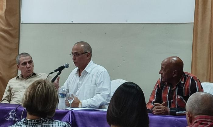 Ingenieros civiles y arquitectos celebran su día en Camagüey 