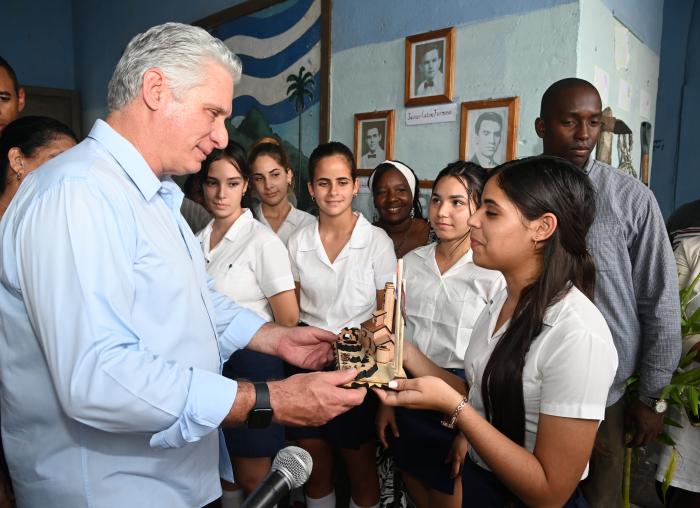 DIAZ CANEL