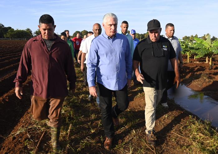 Diaz-Canel en Caibarien 